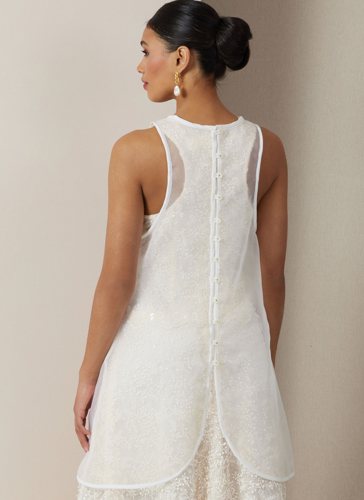 Patron Vogue n°2028 - Robe évasée avec surrobe élégante