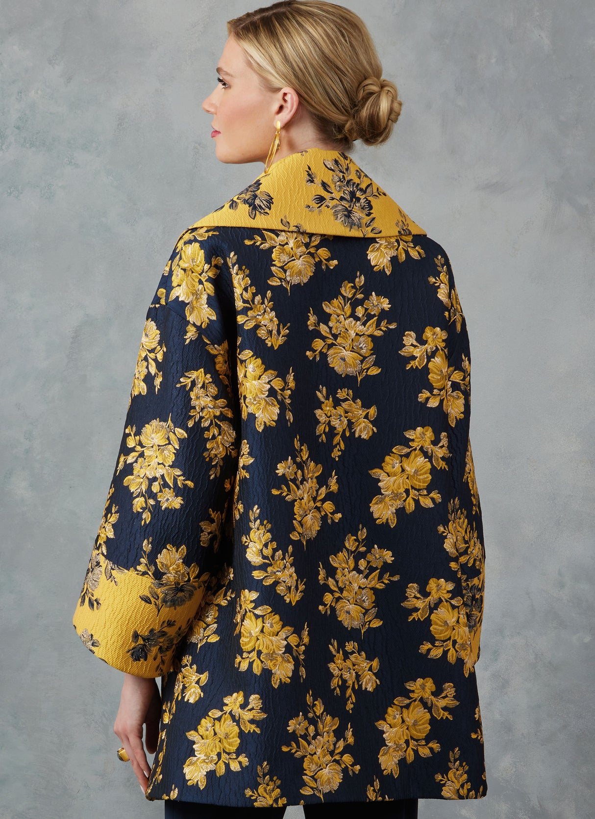 Patron Vogue n°2052 - Veste ample avec col à revers