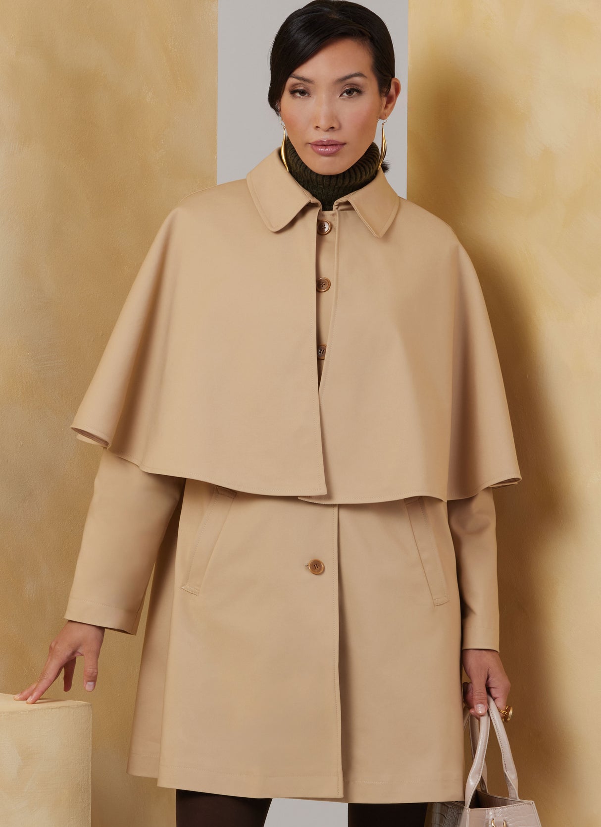 Patron Vogue n°2074 - Manteau cape pour femme