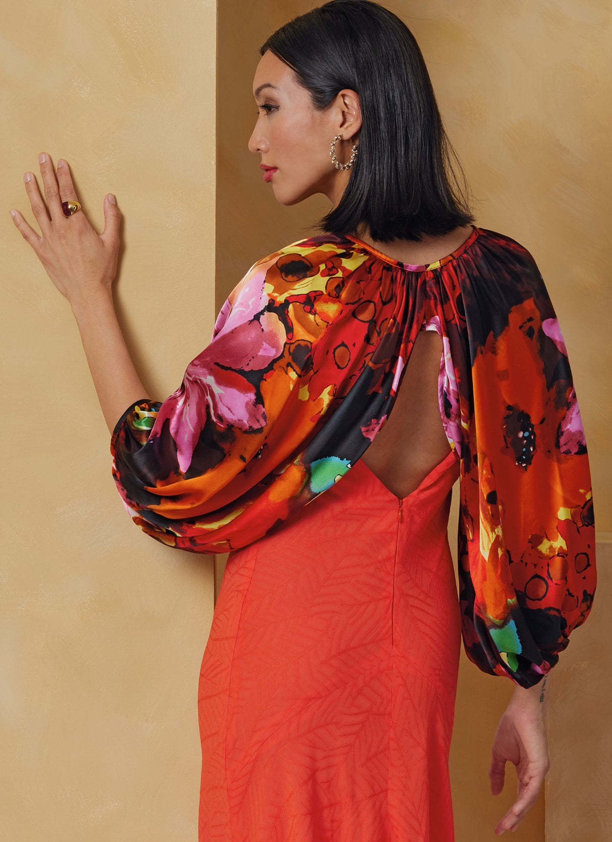 Patron Vogue n°2079 - Boléro féminin décliné en trois styles élégants
