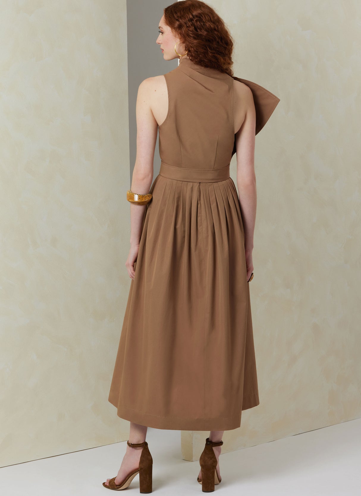 Patron Vogue n°2084 - Robe bustier avec ceinture et surcorsage asymétrique