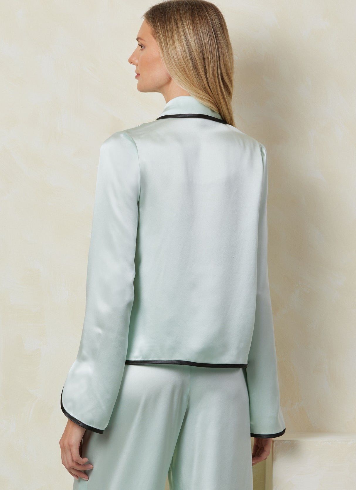 Patron Vogue n°2099 - Pyjama chic avec pantalon élastiqué