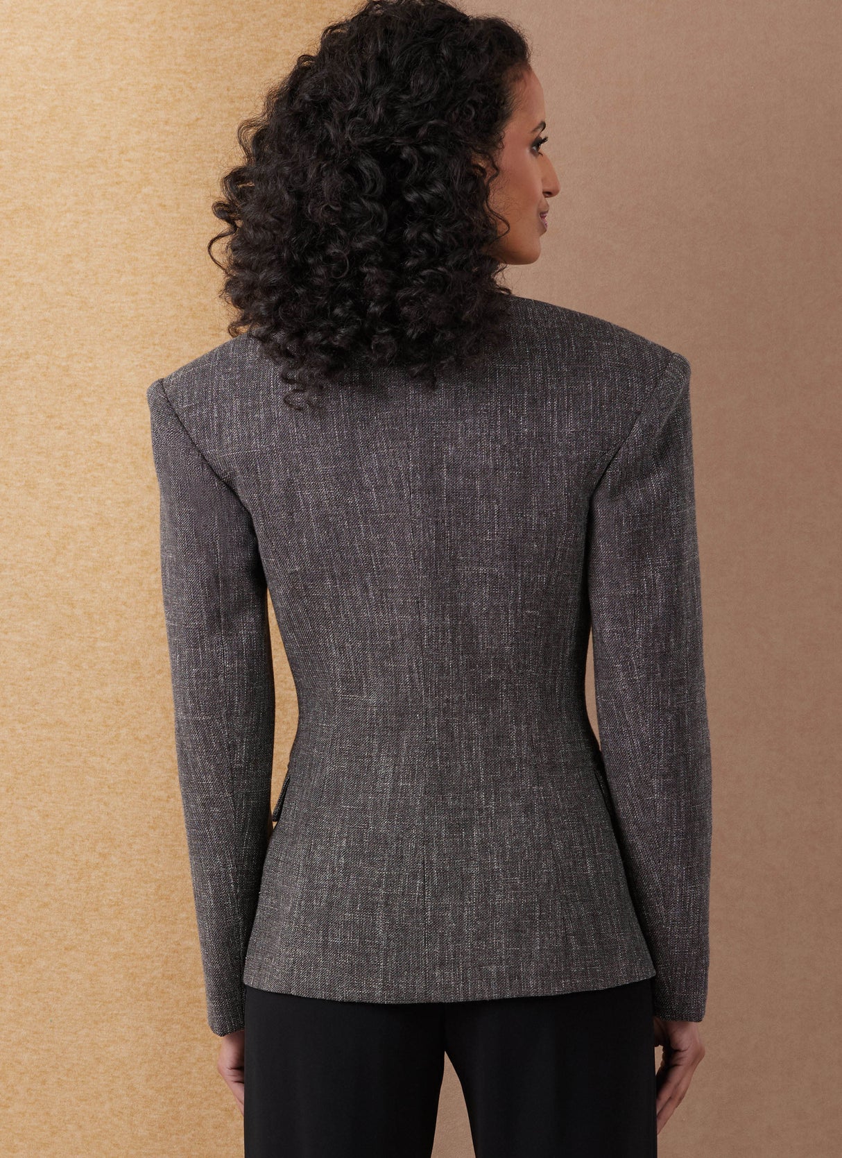 Patron Vogue n°2136 – Veste structurée doublée