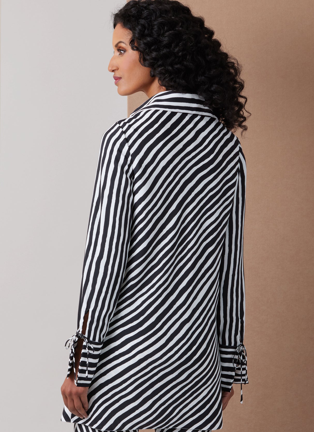 Patron Vogue n°2140 – Tunique à manches variées & pantalon évasé