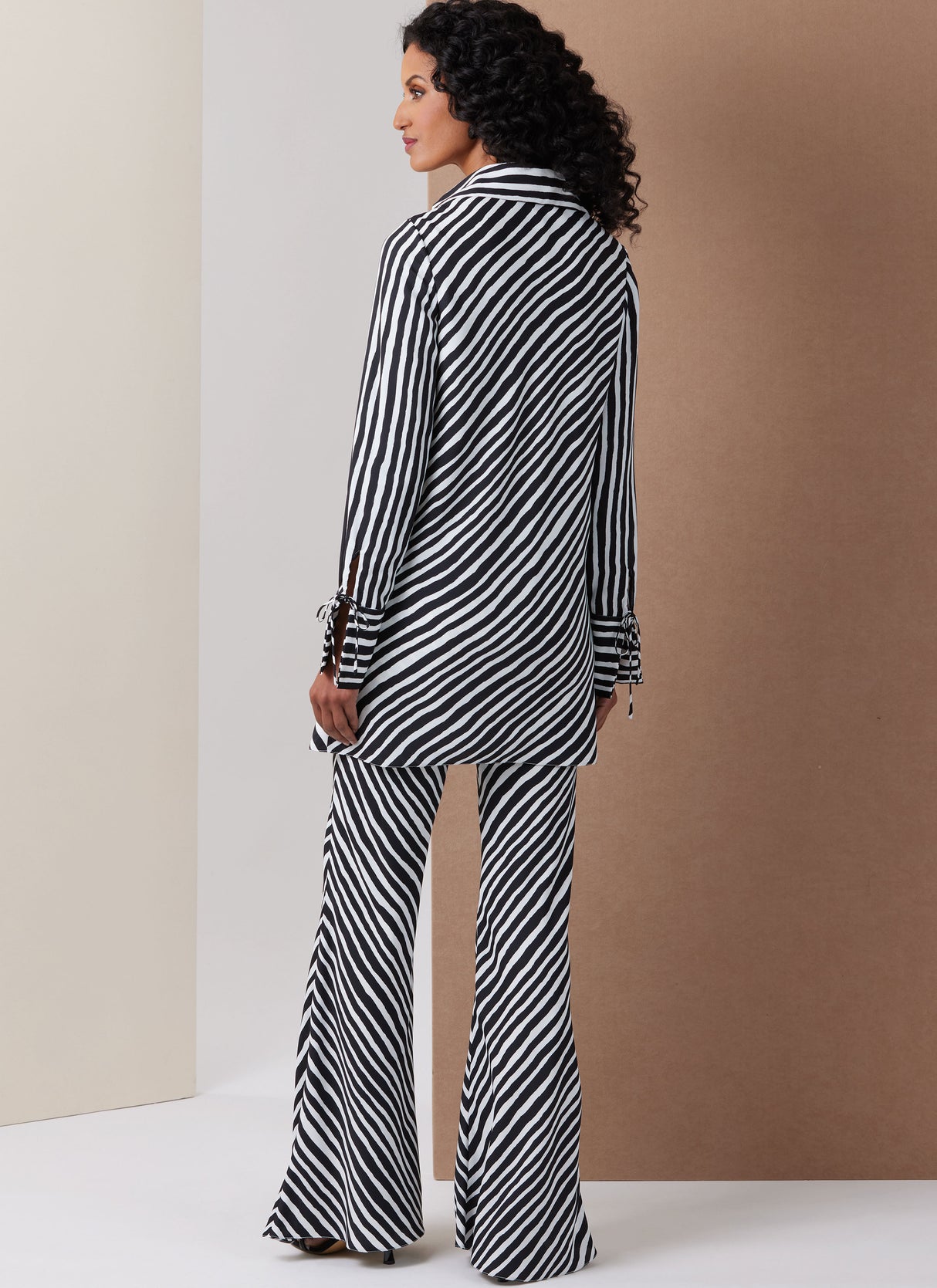 Patron Vogue n°2140 – Tunique à manches variées & pantalon évasé