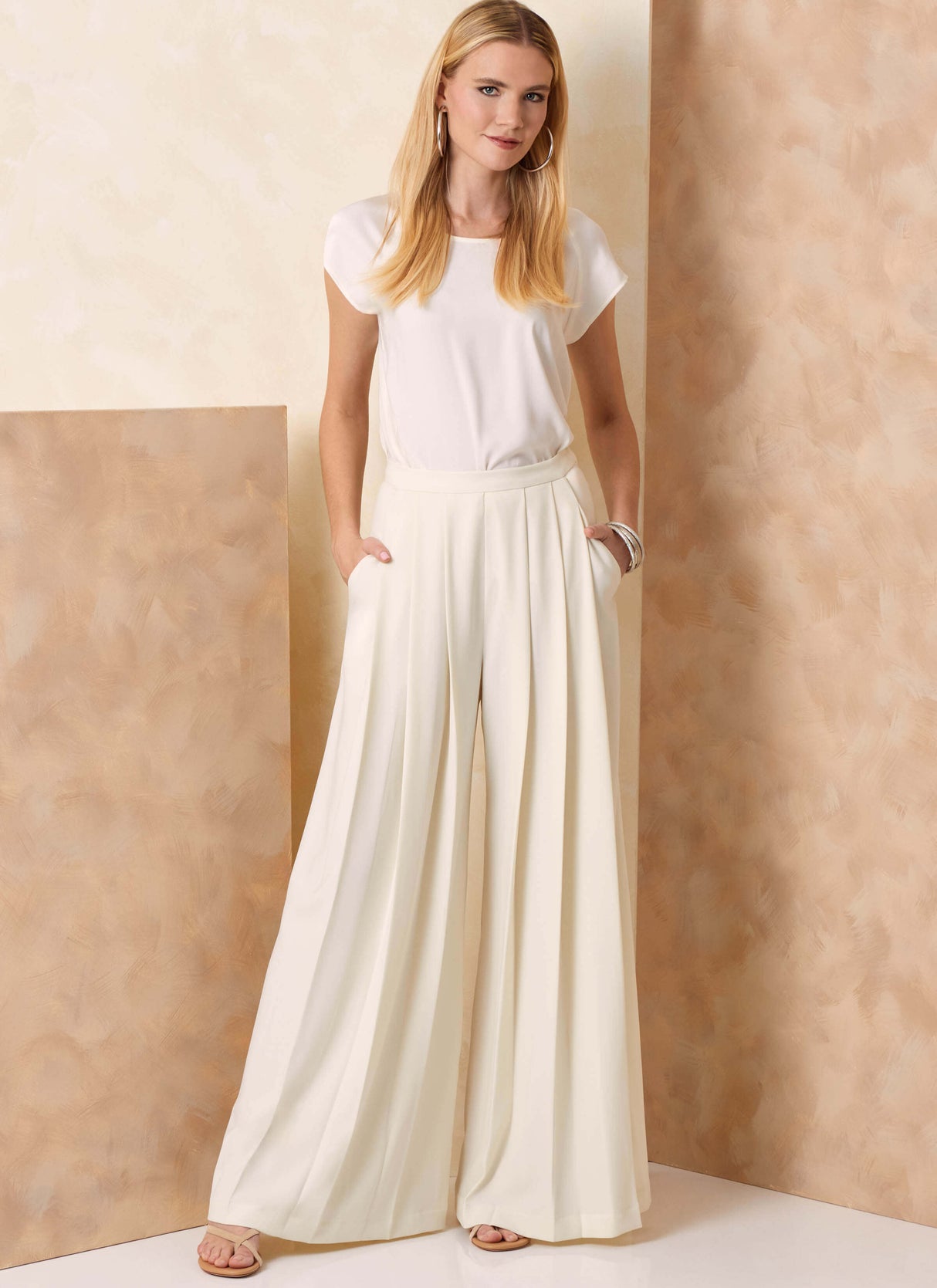 Patron Vogue n°2161 – Pantalon taille haute à plis marqués