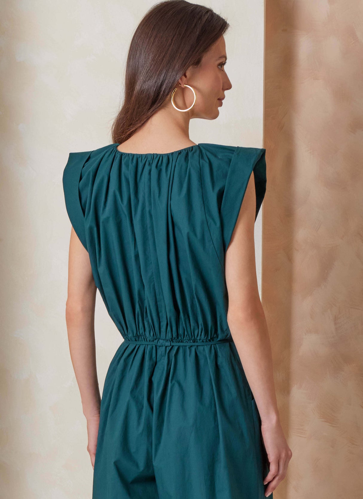 Patron Vogue n°2163 – Combinaison froncée à liens de taille
