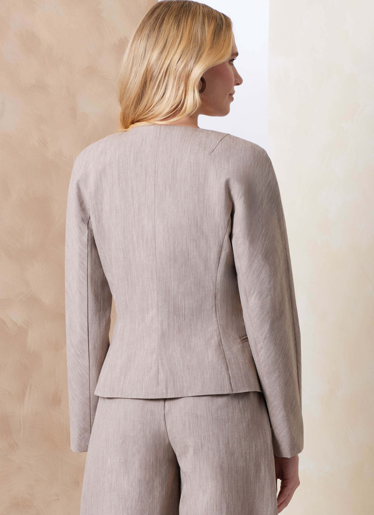 Patron Vogue n°2166 – Veste structurée et pantalon coupe baril