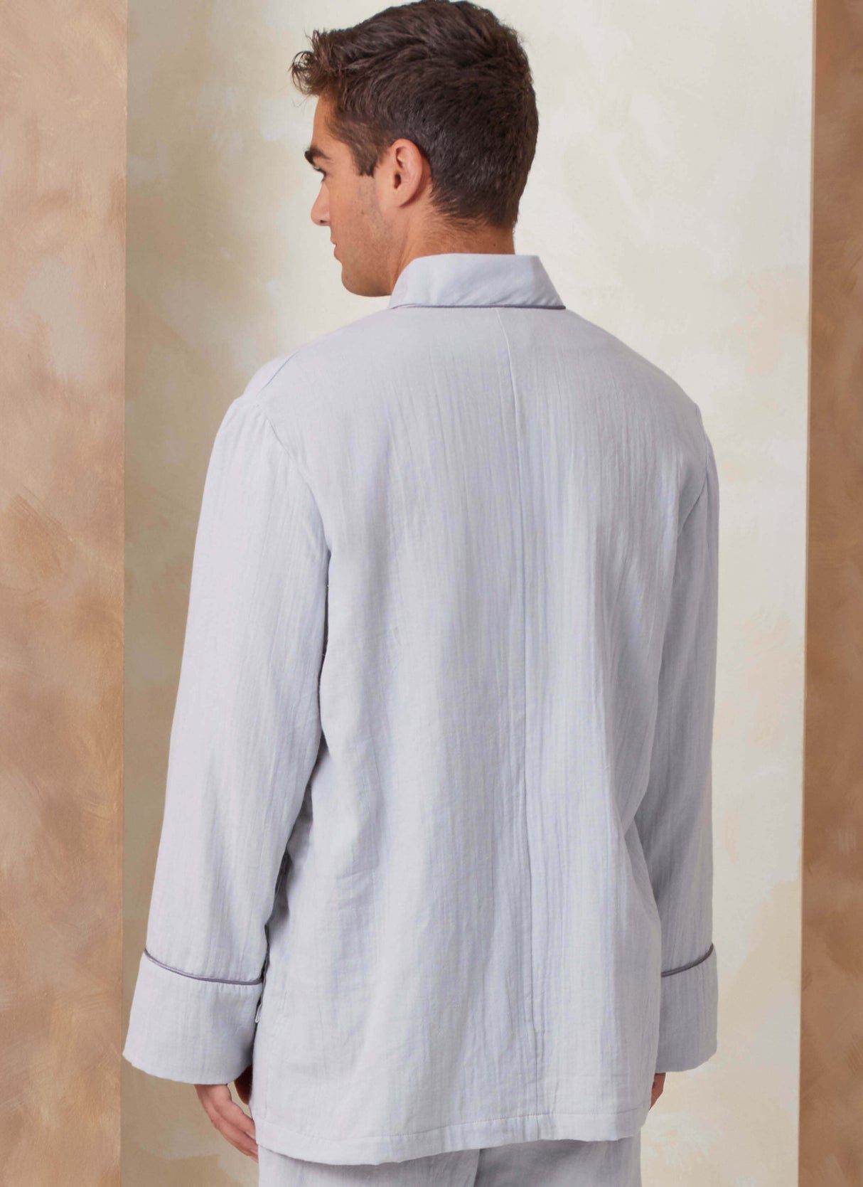 Patron Vogue n°2168 – Peignoir kimono, pantalon et short de pyjama
